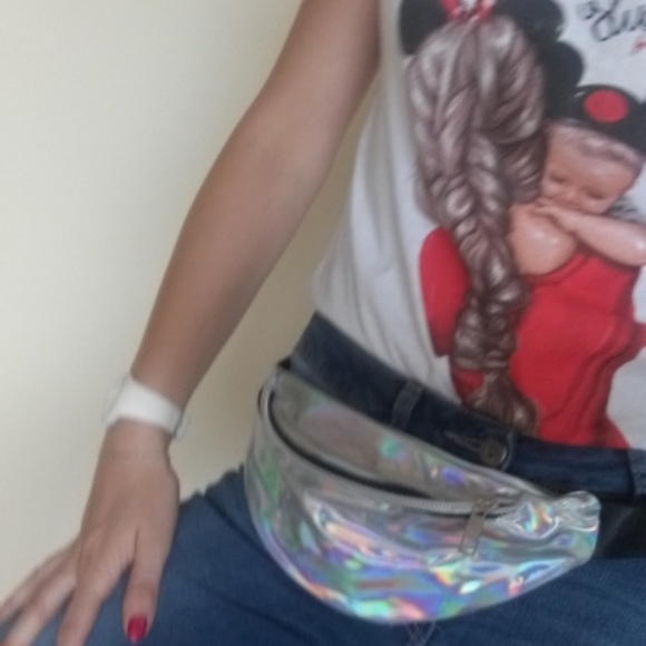COPY - Iridescent Fanny pack - Picture 6 of 8